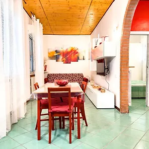 https://casa-quarti.emilia-romagnahotels.net